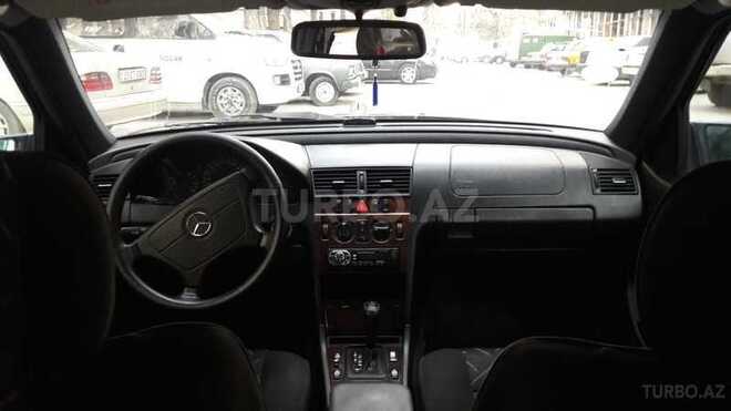 Mercedes C 200 2000, 205,000 km - 2.0 л - Bakı