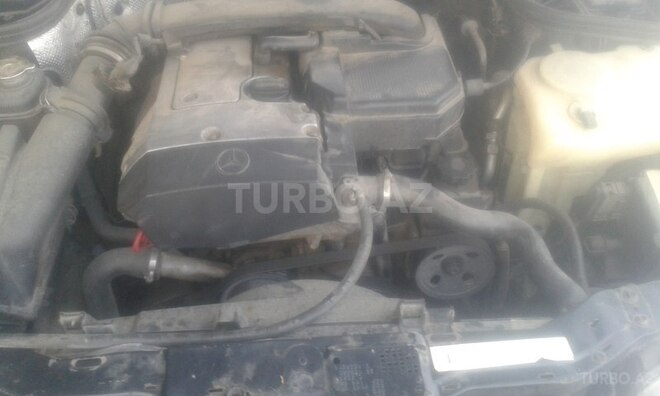 Mercedes C 200 1995, 330,000 km - 2.0 l - Bakı