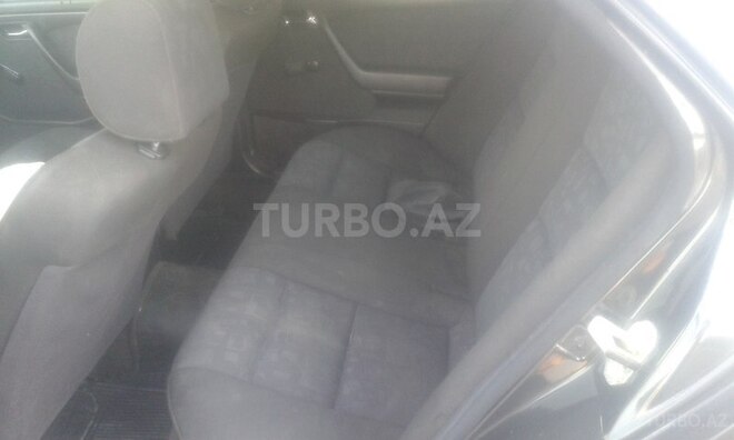 Mercedes C 200 1995, 330,000 km - 2.0 l - Bakı