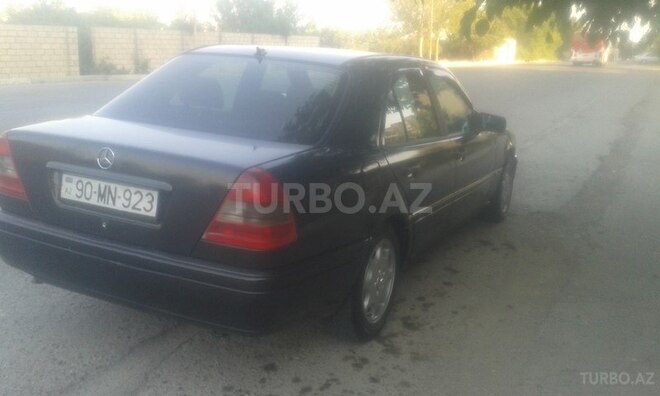 Mercedes C 200 1995, 330,000 km - 2.0 l - Bakı