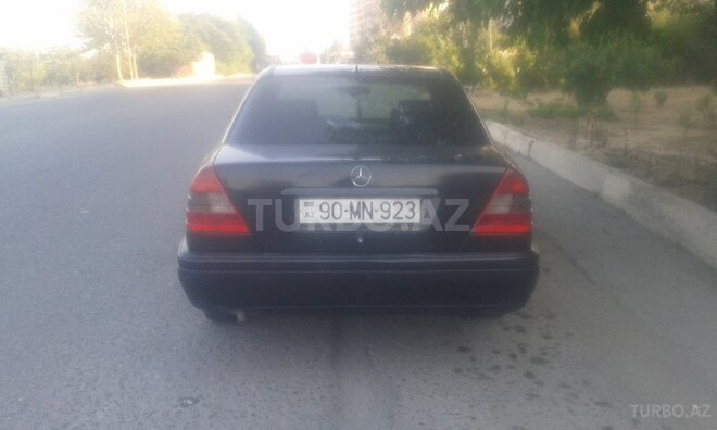 Mercedes C 200 1995, 330,000 km - 2.0 l - Bakı