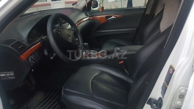 Mercedes E 220 2008, 293,854 km - 2.2 l - Bakı