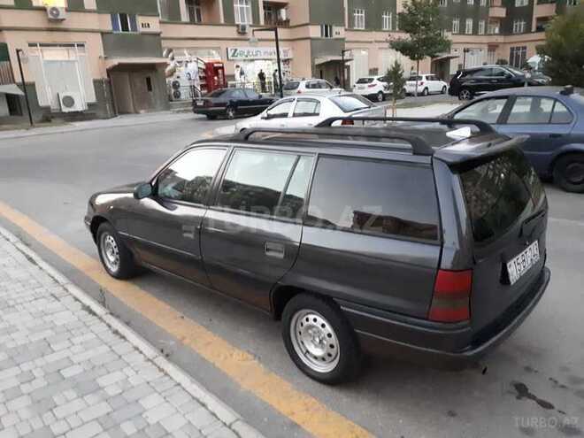 Opel Astra 1995, 380,000 km - 2.0 l - Bakı