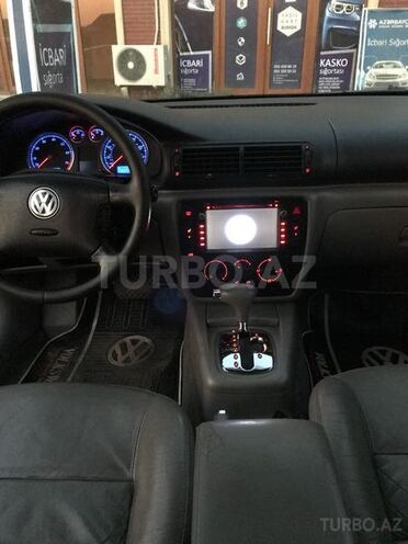 Volkswagen Passat 2001, 285,600 km - 1.8 l - Gəncə