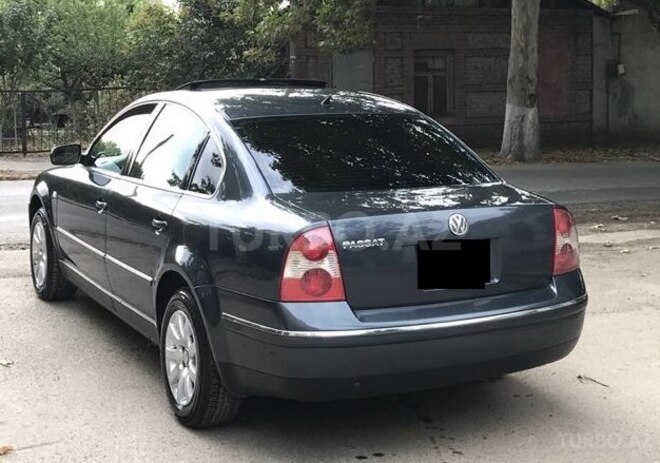 Volkswagen Passat 2001, 285,600 km - 1.8 l - Gəncə