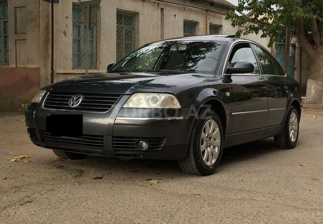 Volkswagen Passat 2001, 285,600 km - 1.8 l - Gəncə