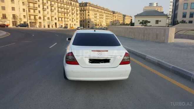 Mercedes E 220 2008, 293,854 km - 2.2 l - Bakı