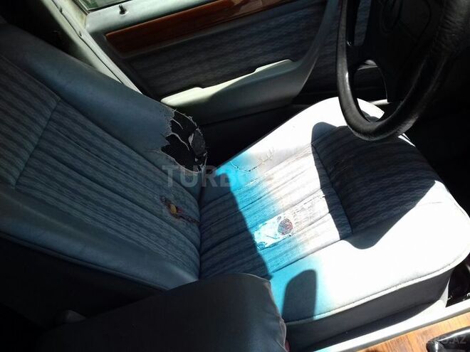 Mercedes E 250 1993, 548,081 km - 2.5 l - Şəmkir