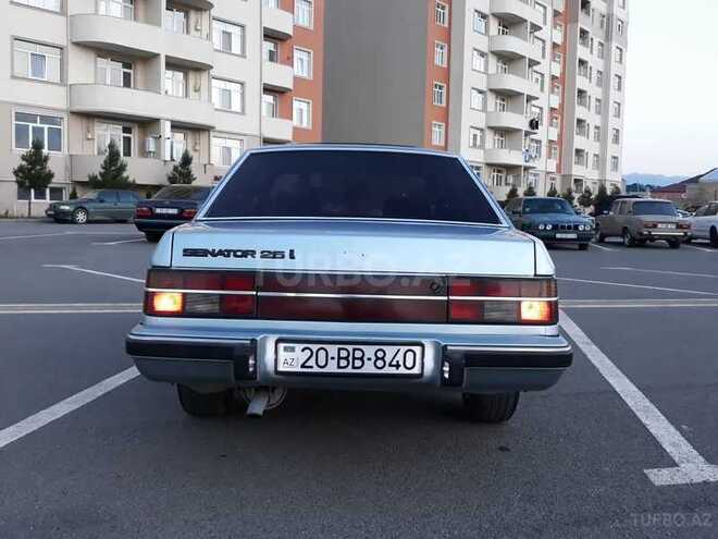 Opel  1986, 251,000 km - 2.5 l - Gəncə
