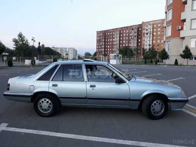 Opel  1986, 251,000 km - 2.5 l - Gəncə