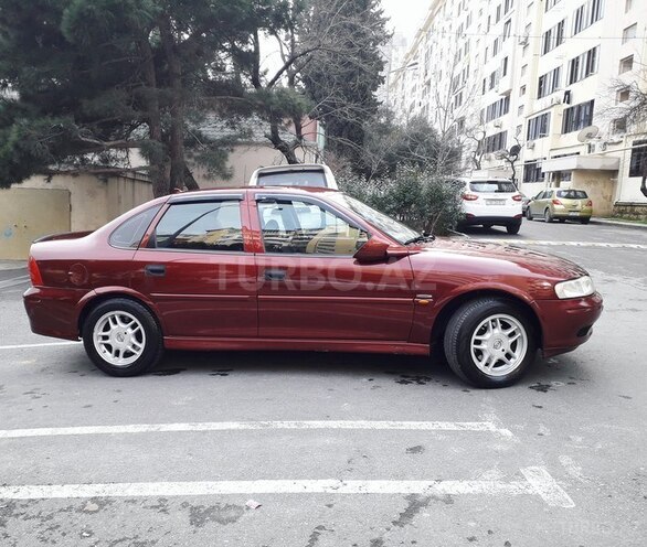 Opel Vectra 2001, 186,000 km - 1.6 l - Bakı