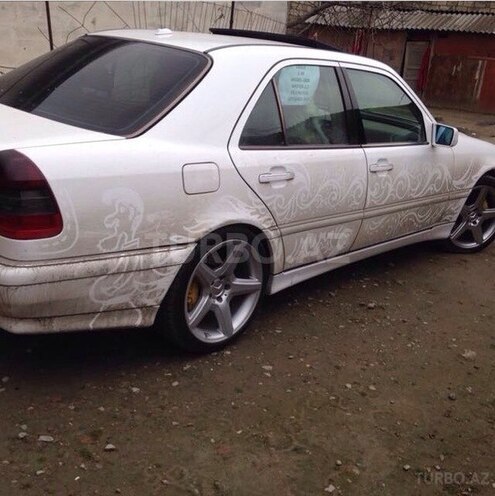 Mercedes C 230 1999, 260,000 km - 2.3 л - Bakı