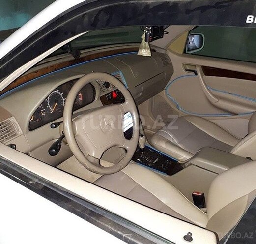 Mercedes C 230 1999, 260,000 km - 2.3 л - Bakı