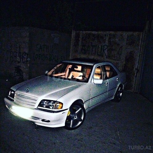 Mercedes C 230 1999, 260,000 km - 2.3 л - Bakı