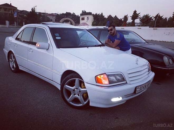 Mercedes C 230 1999, 260,000 km - 2.3 л - Bakı