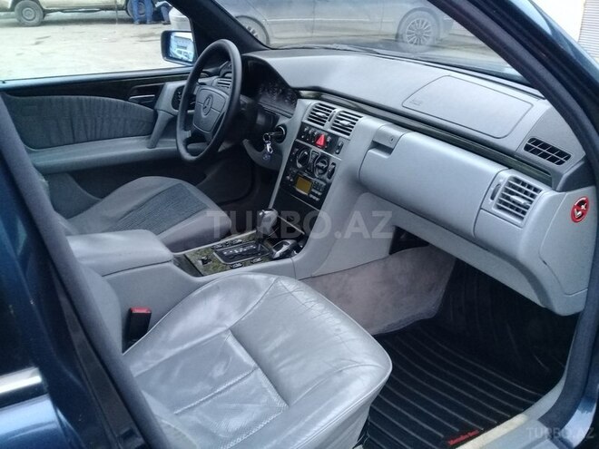 Mercedes E 280 1996, 292,300 km - 2.8 л - Gəncə