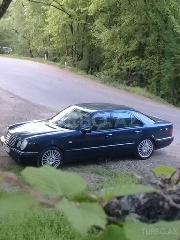 Mercedes E 280 1996, 292,300 km - 2.8 л - Gəncə