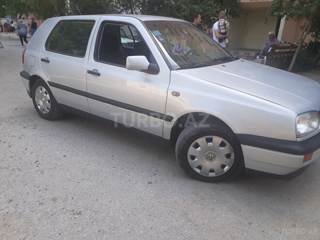 Volkswagen Golf 1997, 274,456 km - 2.0 l - Sumqayıt