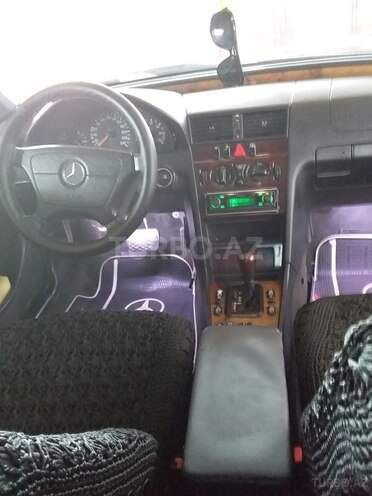 Mercedes C 180 1999, 288,600 km - 1.8 л - Salyan