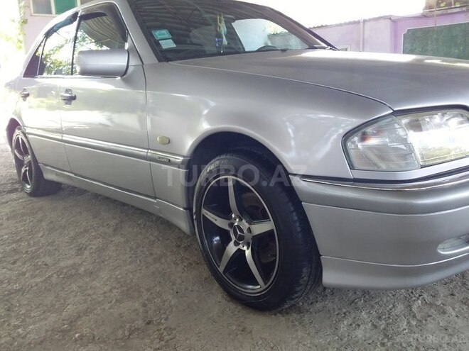 Mercedes C 180 1999, 288,600 km - 1.8 л - Salyan