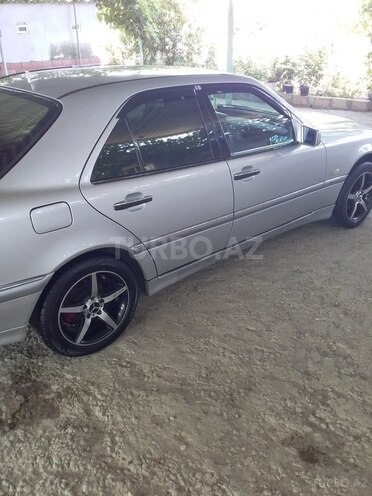 Mercedes C 180 1999, 288,600 km - 1.8 л - Salyan