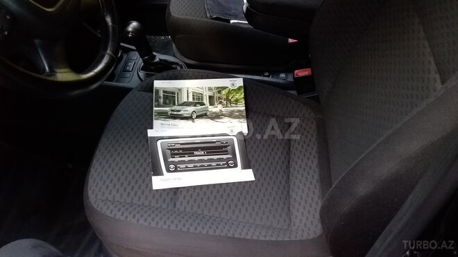 Skoda Fabia 2011, 127,000 km - 1.6 l - Bakı