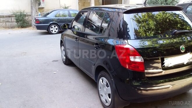 Skoda Fabia 2011, 127,000 km - 1.6 l - Bakı