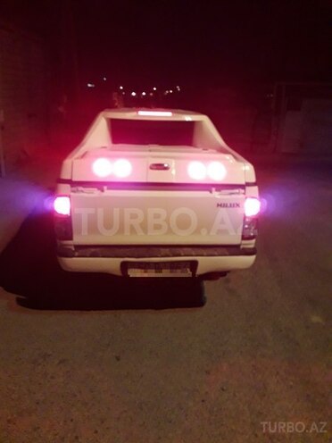 Toyota Hilux 2013, 125,000 km - 2.5 l - Bakı