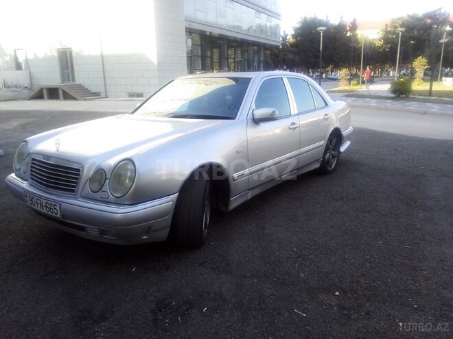 Mercedes E 230 1998, 388,000 km - 2.3 л - Sumqayıt