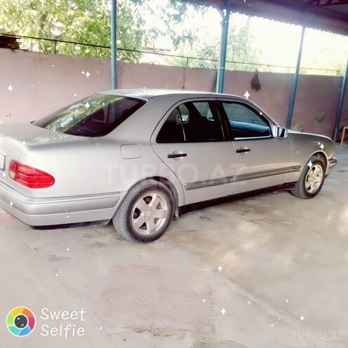 Mercedes E 200 1996, 242,046 km - 2.0 l - Beyləqan