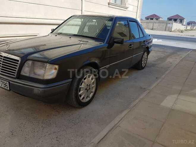 Mercedes E 220 1995, 363,000 km - 2.2 l - Bakı