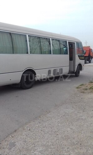 Mitsubishi Rosa 2009, 600,000 km - 4.3 l - Bakı