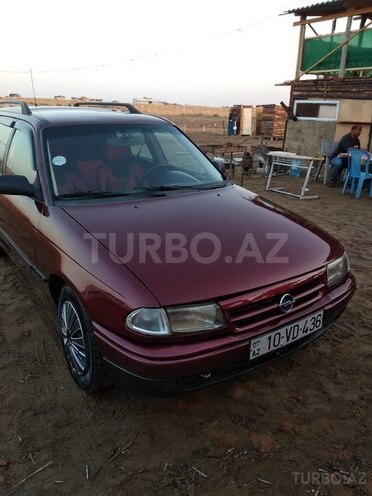 Opel Astra 1996, 424,412 km - 1.8 l - Bakı