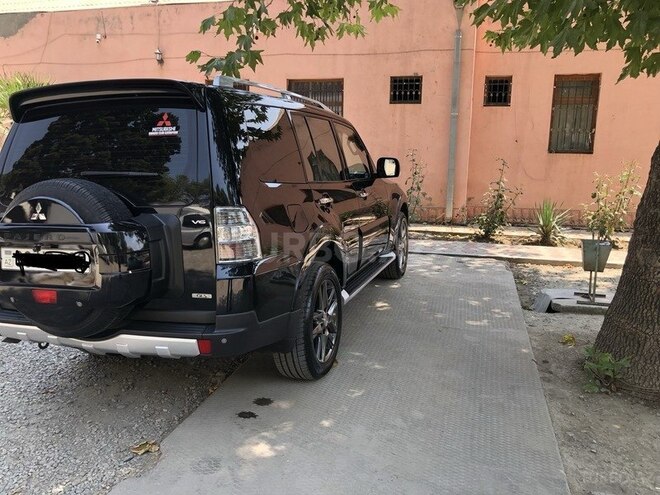 Mitsubishi Pajero 2007, 262,000 km - 3.0 l - Gəncə