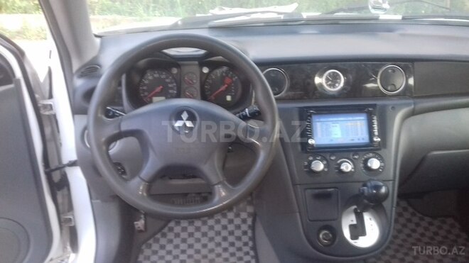 Mitsubishi Airtrek 2002, 168,032 km - 2.0 l - Saatlı