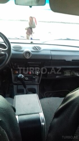LADA (VAZ) 2106 1981, 220,000 km - 1.6 l - Yevlax