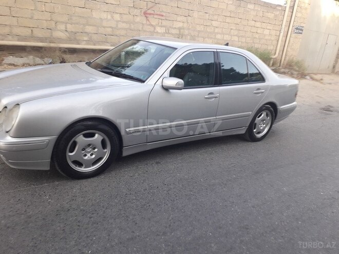 Mercedes E 270 2000, 325,987 km - 2.7 л - Bakı