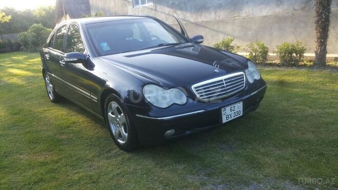 Mercedes C 250 2001, 218,000 km - 2.6 л - Zaqatala