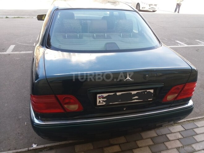 Mercedes E 240 1997, 213,000 km - 2.4 л - Bakı