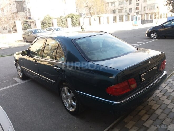 Mercedes E 240 1997, 213,000 km - 2.4 л - Bakı