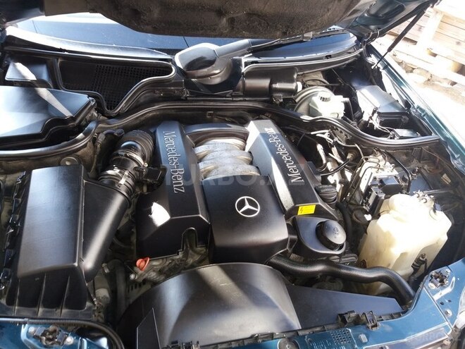 Mercedes E 240 1997, 213,000 km - 2.4 л - Bakı