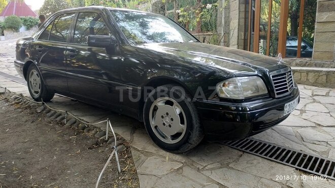 Mercedes C 220 1994, 286,233 km - 2.2 l - Gəncə