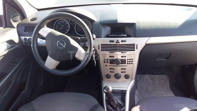 Opel Astra 2007, 172,000 km - 1.7 l - Bakı