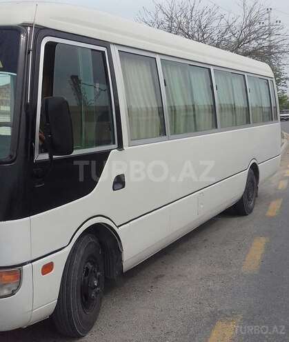Mitsubishi Rosa 2009, 600,000 km - 4.3 l - Bakı