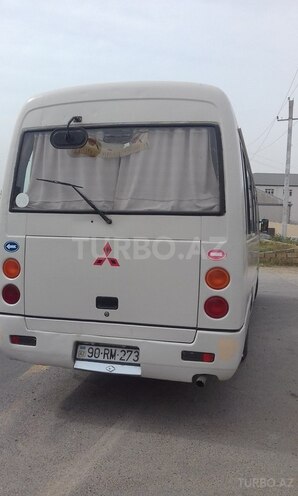 Mitsubishi Rosa 2009, 600,000 km - 4.3 l - Bakı