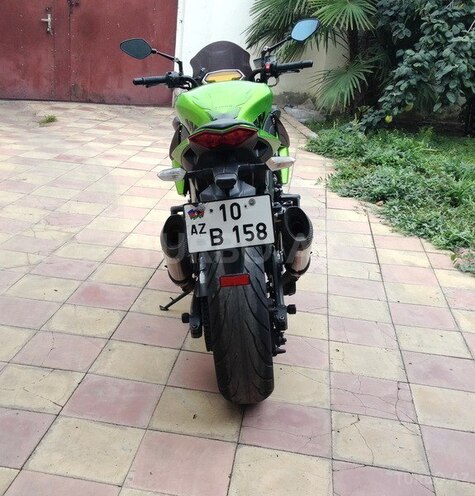 Kawasaki Z1000 2011, 46,609 km - 1.0 л - Gəncə