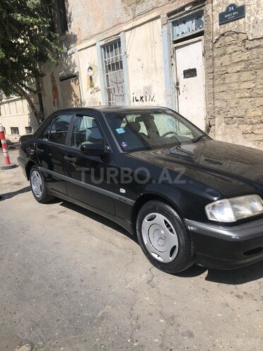 Mercedes C 200 1997, 330,000 km - 2.0 л - Bakı