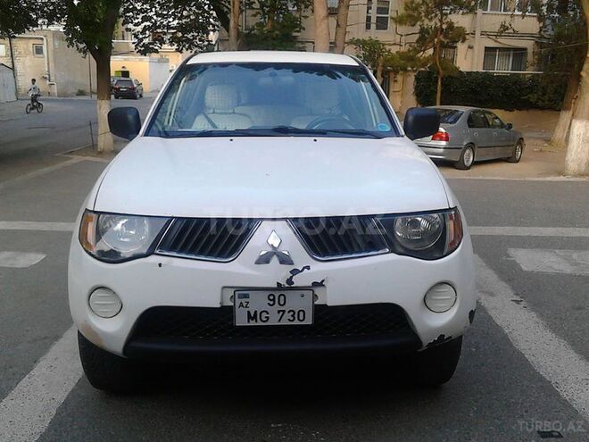 Mitsubishi L200 2007, 155,000 km - 2.5 l - Bakı