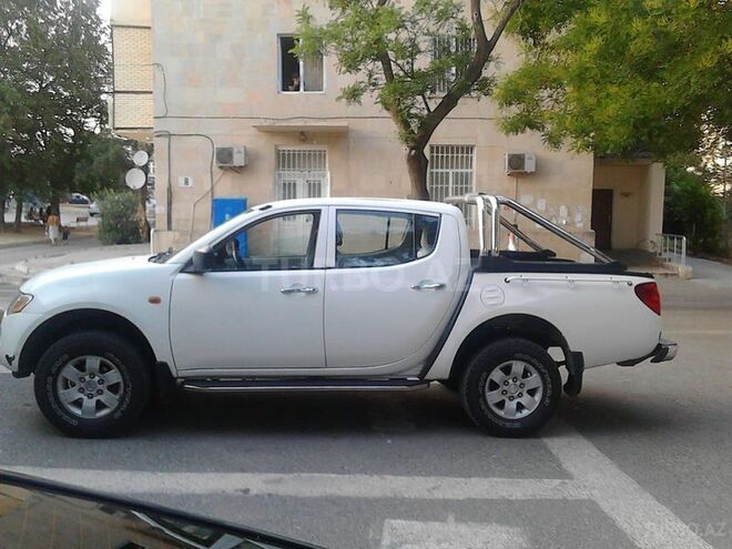 Mitsubishi L200 2007, 155,000 km - 2.5 l - Bakı