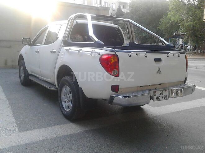 Mitsubishi L200 2007, 155,000 km - 2.5 l - Bakı
